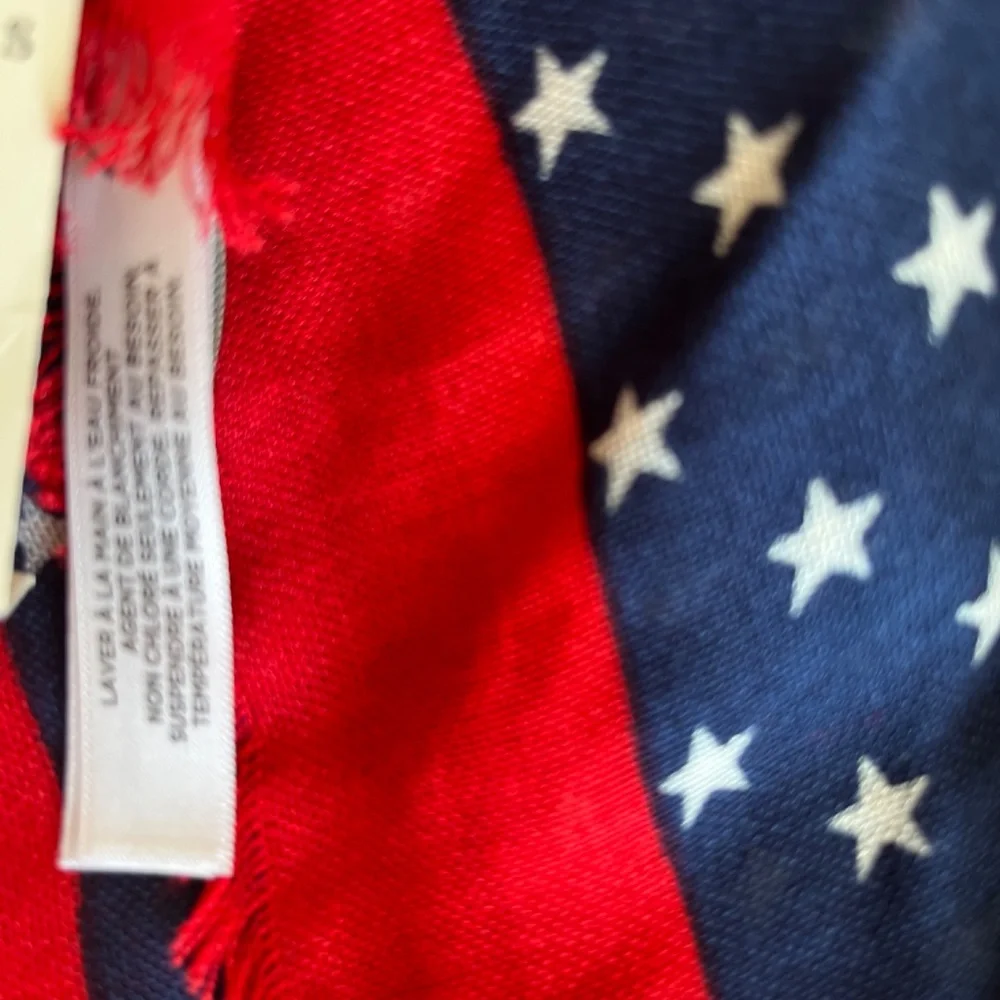 NWT Talbots Parisian Blue & Red Women’s Scarf Wrap Eiffel Tower, NWT - Picture 7 of 7